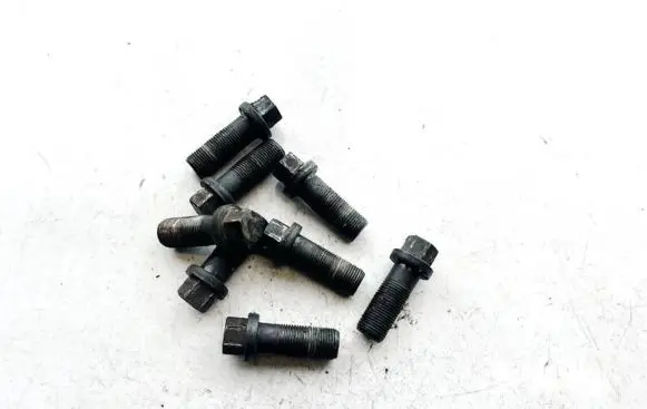 Mazda 5 Nuts/bolts 