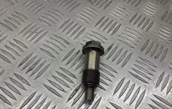 Mercedes-Benz C W203 Nuts/bolts 