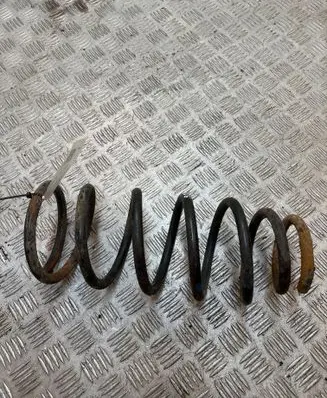 KIA Sorento Rear coil spring 