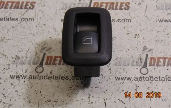 Mercedes-Benz B W245 Electric window control switch A2518200510