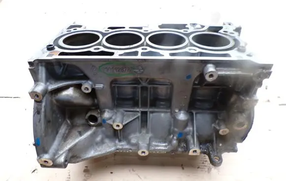 Renault Captur Engine block 110112878R