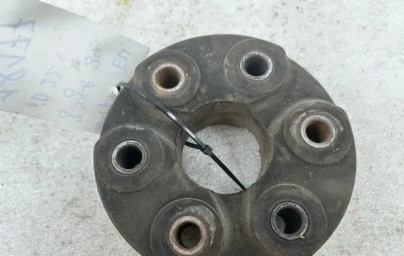 Jaguar XJ X308 Rear prop shaft donut coupling/joint 249537 SGF SGF9