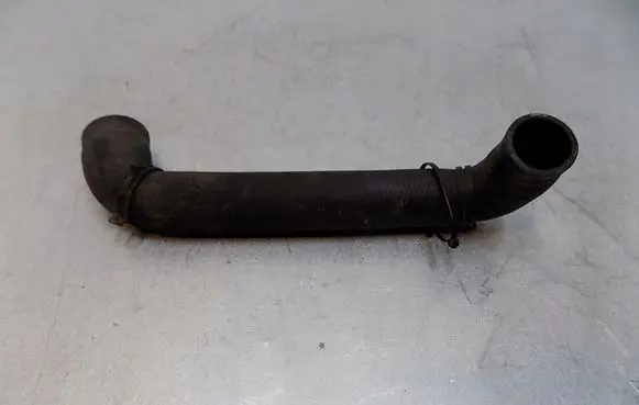 Porsche 911 996 Engine coolant pipe/hose 99610650253