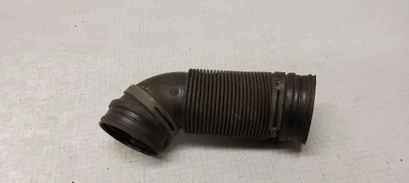 Volkswagen Golf V Air intake hose/pipe 1K0129684