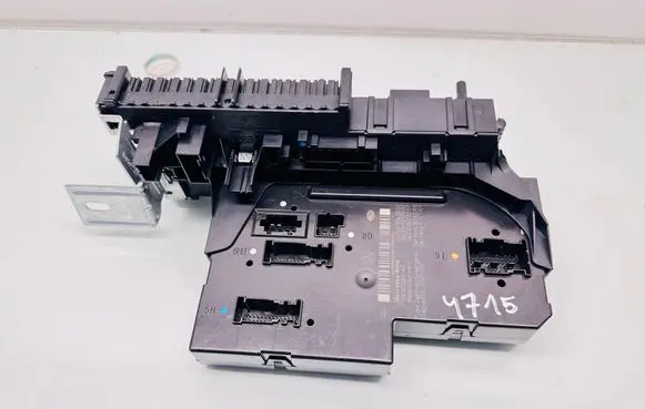 Mercedes-Benz GLK (X204) Central body control module 2049065802 5DK01102262 2049012602