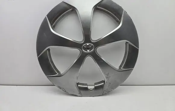 Toyota Prius (XW30) R16 wheel hub/cap/trim 4260247060