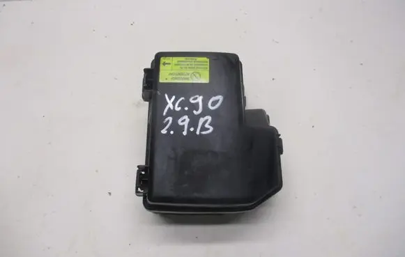Volvo XC90 Fuse box cover
