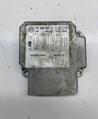 Volkswagen Touran I Airbag control unit/module 1T0909605C 5WK43518