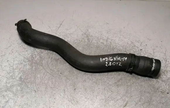 Opel Insignia A Engine coolant pipe/hose 13239142