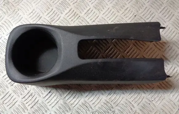 Peugeot 108 Glove box central console 589040H010