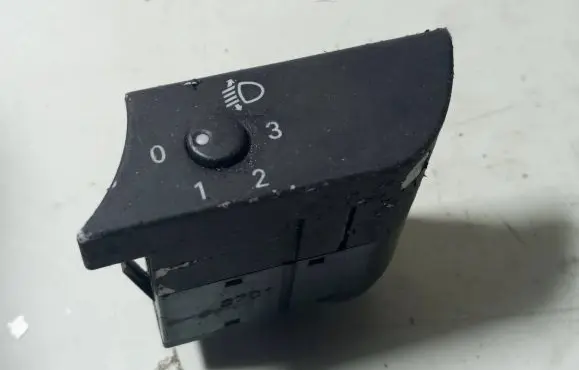 Audi A4 S4 B7 8E 8H Headlight level height control switch 8E1919094 0164581