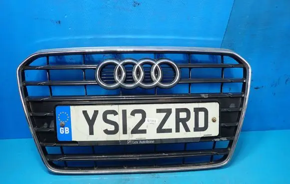 Audi A5 8T 8F Front bumper upper radiator grill 8T0853651G 8T0853651H BTA581270