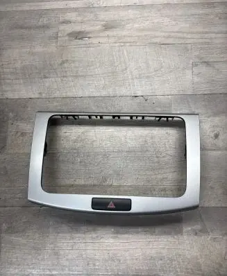 Volkswagen PASSAT B7 Radio/GPS head unit trim 3AA858069D