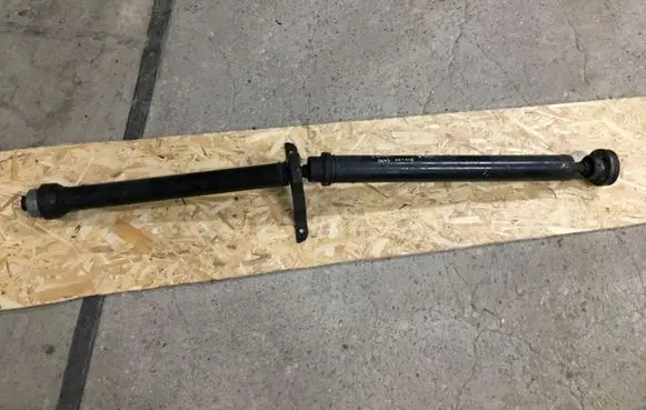 Audi A5 8T 8F Rear driveshaft/prop shaft 