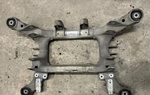 BMW 7 F01 F02 F03 F04 Rear subframe 6794666 99997649 09Z1ZZ06
