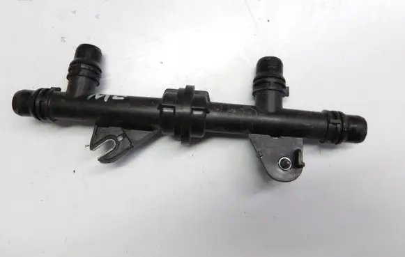 Opel Mokka B Engine coolant pipe/hose 9834745480