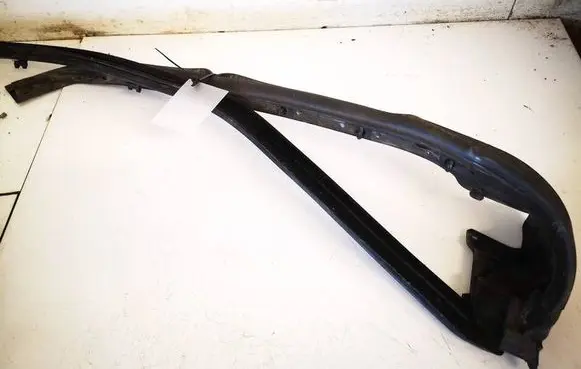 BMW 6 E63 E64 Front door glass trim molding 
