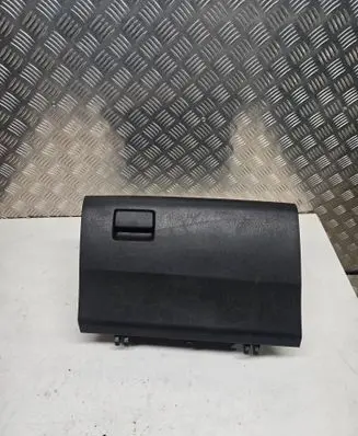 Toyota RAV 4 (XA40) Glove box set 5555042180