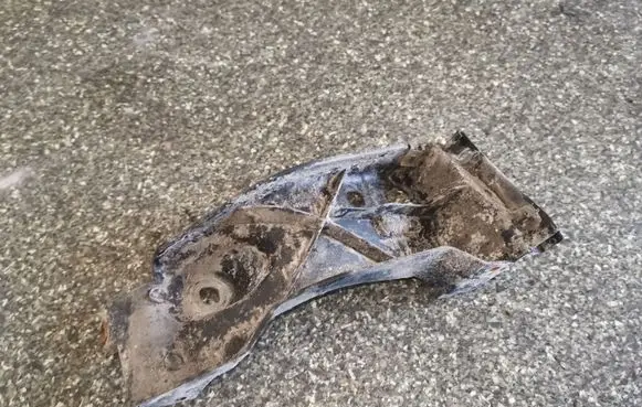 Audi A8 S8 D3 4E Fender mounting bracket 4E0853922C