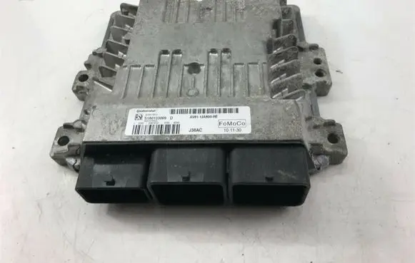 Ford Focus Other control units/modules AV6112A650HE P1027