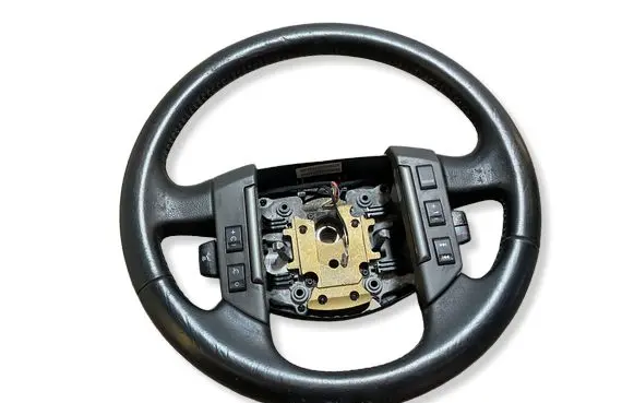 Land Rover Discovery 3 - LR3 Steering wheel 