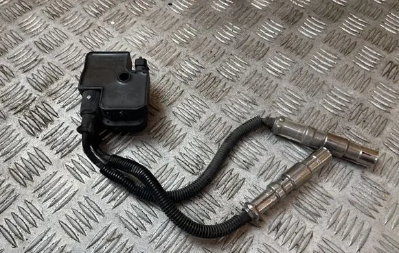 Mercedes-Benz B W245 High voltage ignition coil A0001587803 0221503035 05T297