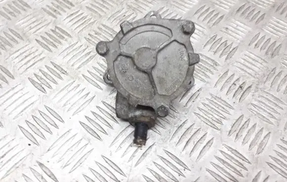 Alfa Romeo 156 Vacuum pump 46771105