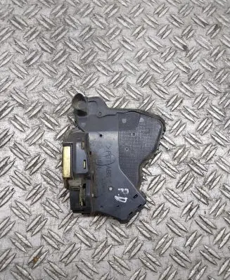 Toyota Corolla Verso E121 Front door lock