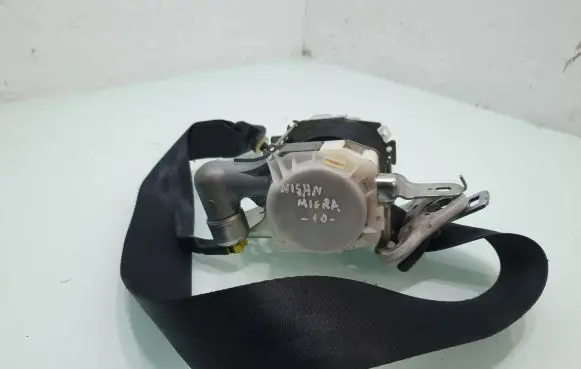 Nissan Micra Front seatbelt 86885