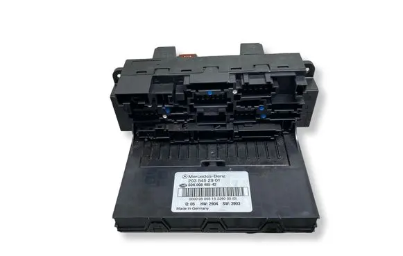 Mercedes-Benz C W203 2035452901 5DK00848542