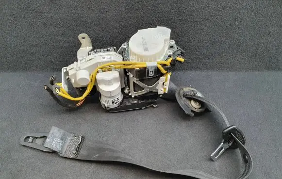Audi A7 S7 4G Front seatbelt 4G8857706J 4G8857706QV04 4G8857706Q