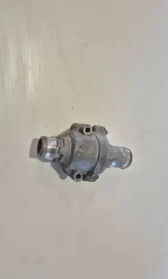 Ford Mustang VI Thermostat/thermostat housing BR3E8A587MC