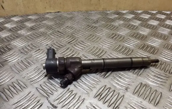 KIA Sportage Fuel injector 338002A800 0445110411