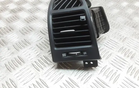 Hyundai Santa Fe Dashboard side air vent grill/cover trim 974802B000