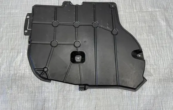 Maserati Ghibli Side bottom protection 670155039