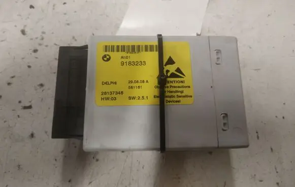 BMW 5 E60 E61 Central console control unit 9183233 28137346 581161