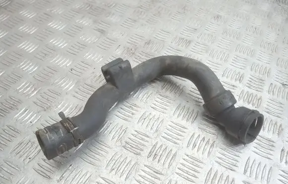 Volkswagen PASSAT B5.5 Engine coolant pipe/hose 8D0121101AD