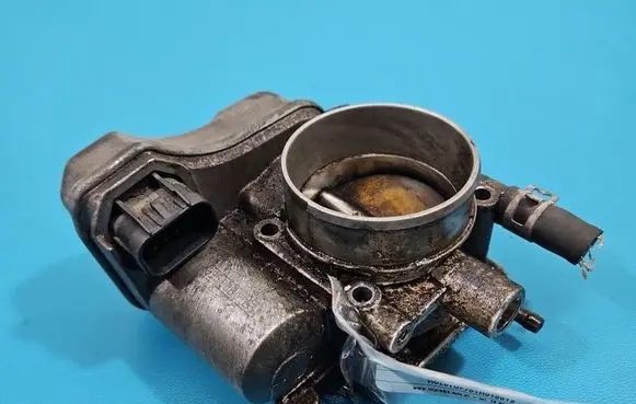 Opel Zafira A Throttle body valve 09128518 IMPRK1525899