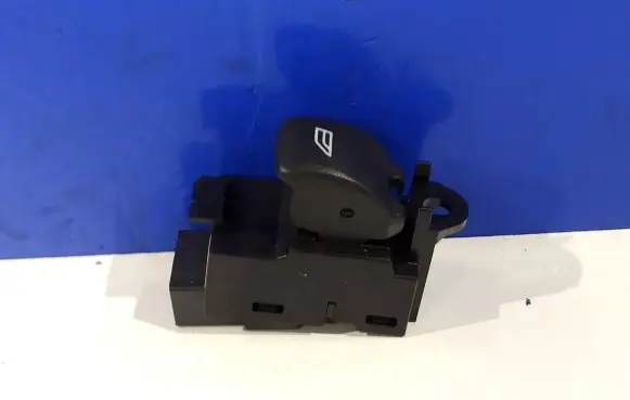 Volvo S60 Electric window control switch 31394850 31343105