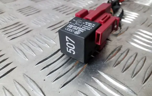 Volkswagen Touran II Other relay 7N0951253 507