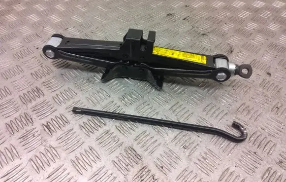 Hyundai i40 Lift Jack 