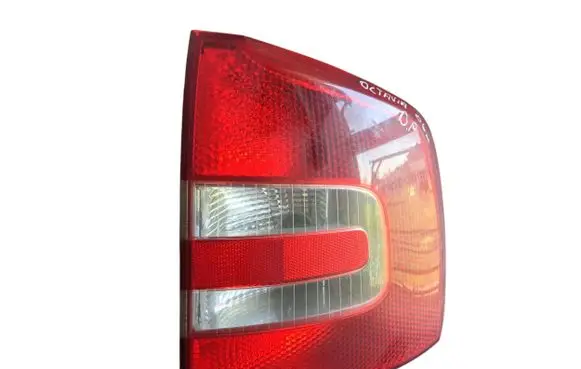 Skoda Octavia Mk2 (1Z) Rear/tail lights 1Z9945 1Z9945258