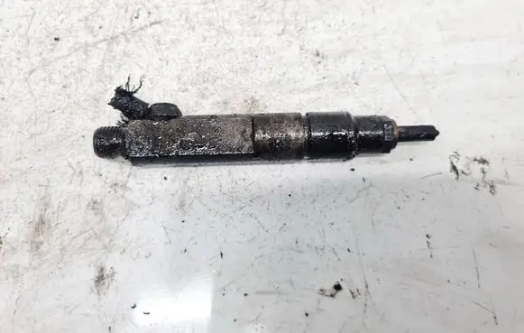Audi 100 S4 C4 Fuel injector 046130201F