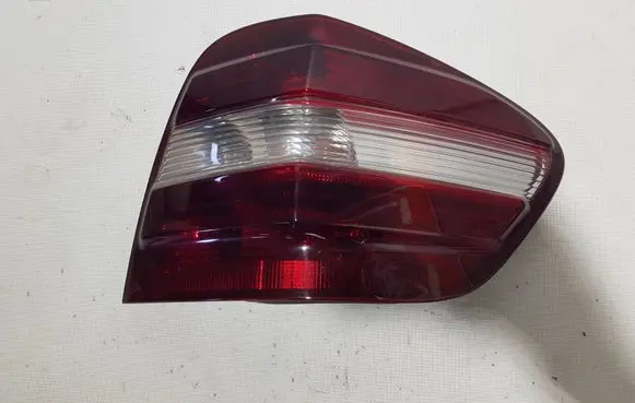 Mercedes-Benz ML W164 Rear/tail lights LAMP164RIGHT