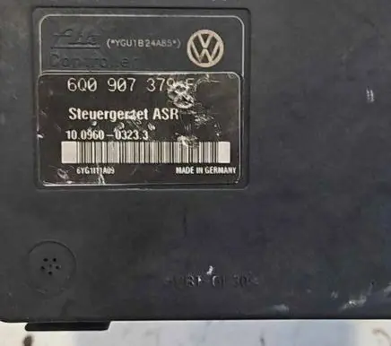 Volkswagen Polo IV 9N3 ABS Pump 6Q0907379F 10096003233 6YG1111A09