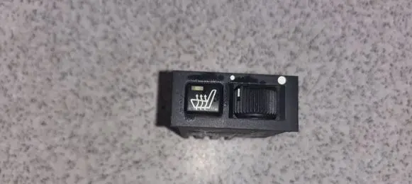 BMW 5 E39 Seat heating switch 61318352259