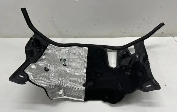 Mercedes-Benz C W206 Other engine bay part A2066203801