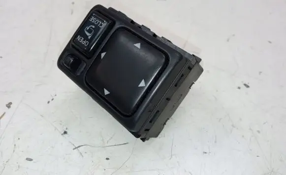 Nissan X-Trail T30 Wing mirror switch