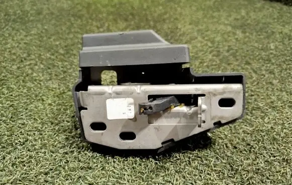 Ford Tourneo Custom Rear door lock BK21V43303AC