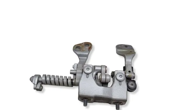 BMW 3 E90 E91 Tailgate/trunk/boot hinge 7119042